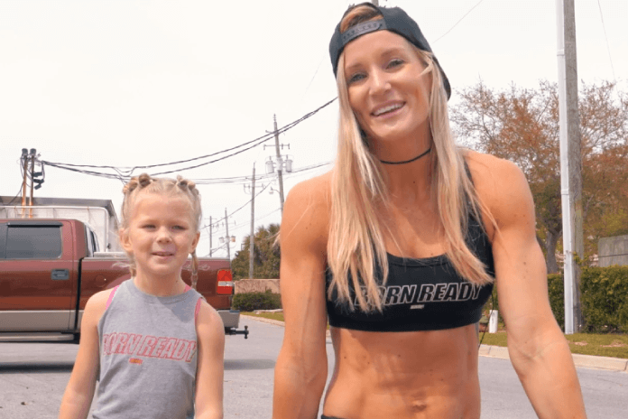 Jesse & Brodie Bowen Mommy-Daughter Conditioning Workout!