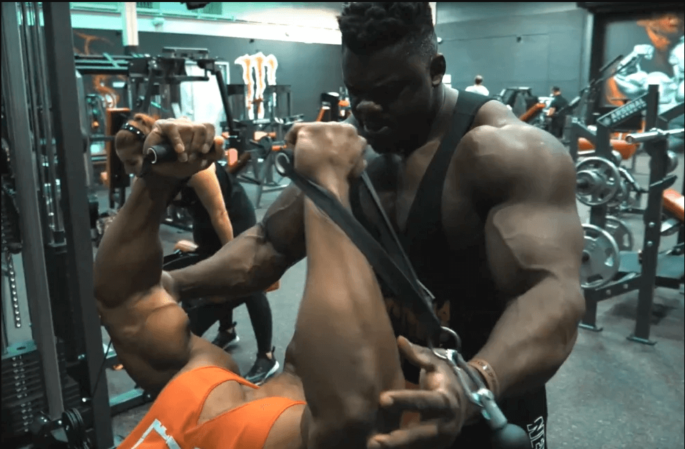 Killer Chest Day Workout with Redcon1 Athletes Blessing Awodibu & Quentin Berghmans